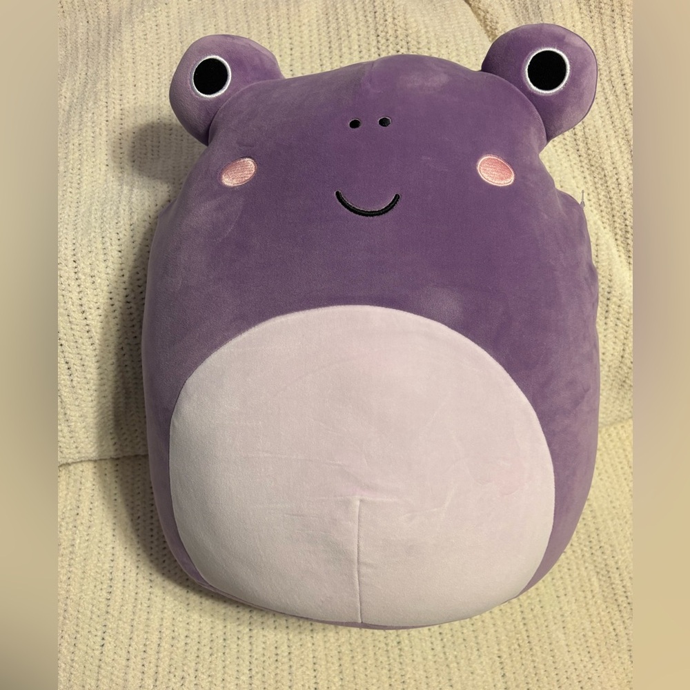 Philomena Frog 16in Squishmallow 🐸